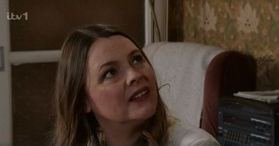 Coronation Street viewers 'work out' Aaron Sandford's fate after Tracy Barlow's telling remark