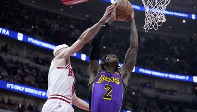 Bulls guard Alex Caruso’s sprained left foot remains a concern