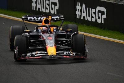 F1 Australian GP: Verstappen leads Alonso in final practice