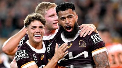 Brisbane Broncos stay unbeaten with 46-12 NRL win over Wests Tigers as St George Illawarra defeats Dolphins 38-12