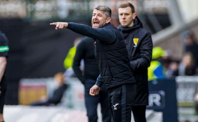 Stephen Robinson urges St Mirren to get what they 'deserve' in race for top six
