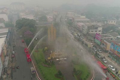 Neighbours urged to tackle haze crisis