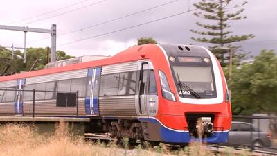 South Australian government announces deal with Keolis Downer Adelaide to scrap trains, trams privatisation