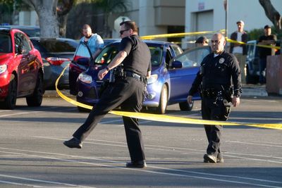LA police: 1 dead, 3 wounded in shooting at shopping center
