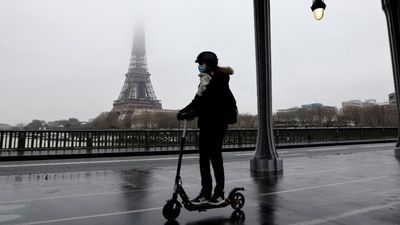 To scoot or not to scoot? That is the question facing Parisians