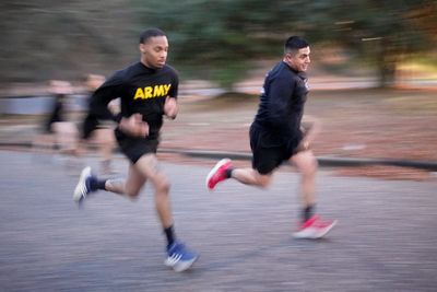 Pandemic pounds push 10,000 U.S. Army soldiers into obesity