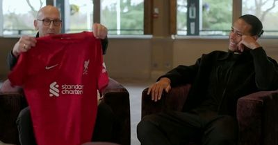 Jaap Stam response to Virgil van Dijk giving him Liverpool shirt sums up Man Utd feelings