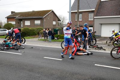 Filip Maciejuk disqualified from Tour of Flanders after sparking huge crash - Video