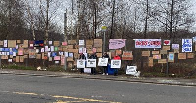 Anti-abortion protesters outnumbered by pro-choice signs at Glasgow hospital