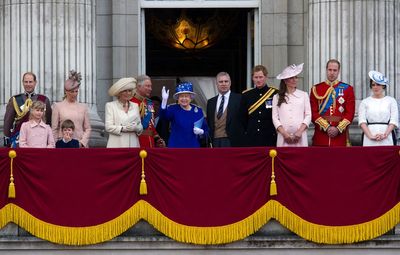 Expert predicts how the royal family will spend their first Easter without the Queen
