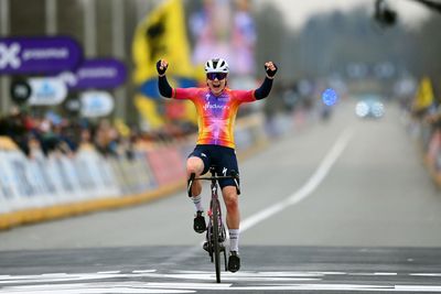 Tour of Flanders Women: Lotte Kopecky flies solo to repeat win in Oudenaarde