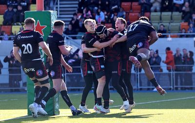 Moment of madness allows Saracens to reach European quarter-final