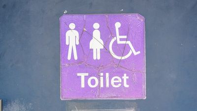 Australians urged to rate their favourite public toilet in this year's Great Dunny Hunt