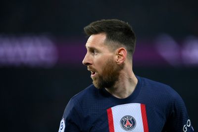 Messi's name draws whistles ahead of PSG match