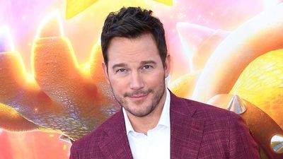 Chris Pratt Rocked A Mushroom Pocket Square To The Super Mario Bros. Premiere, And It’s The Perfect Accessory