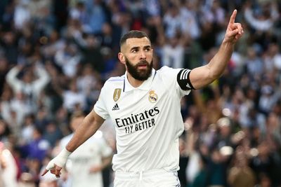 Karim Benzema hits quickfire treble in Real Madrid rout and Napoli lose to Milan