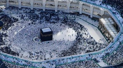 Makkah’s Grand Mosque Welcomes a Million Worshippers Daily