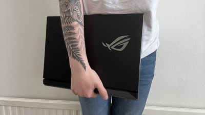 Asus ROG Strix Scar 16 review: RTX 4080 makes things interesting