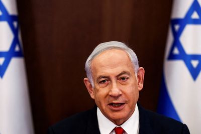 Israel's Netanyahu puts defence minister's sacking on hold