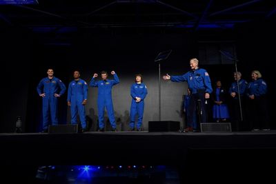 NASA names woman, Black astronauts to Artemis II crew in lunar first