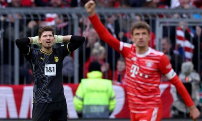 Bayern Munich back on top as Kobel clanger triggers Dortmund meltdown