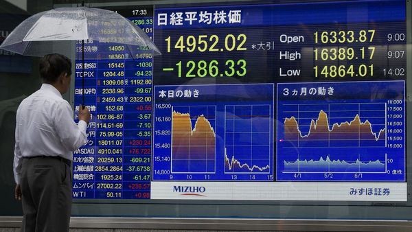 Stocks Take a Breather as Earnings Disappoint, Dollar Advances