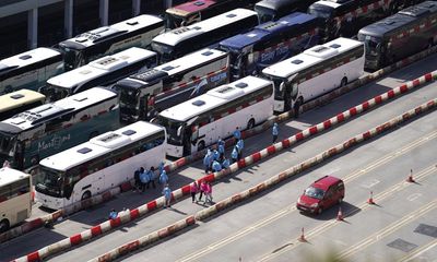 No 10 concedes that post-Brexit checks played role in traffic chaos at Dover