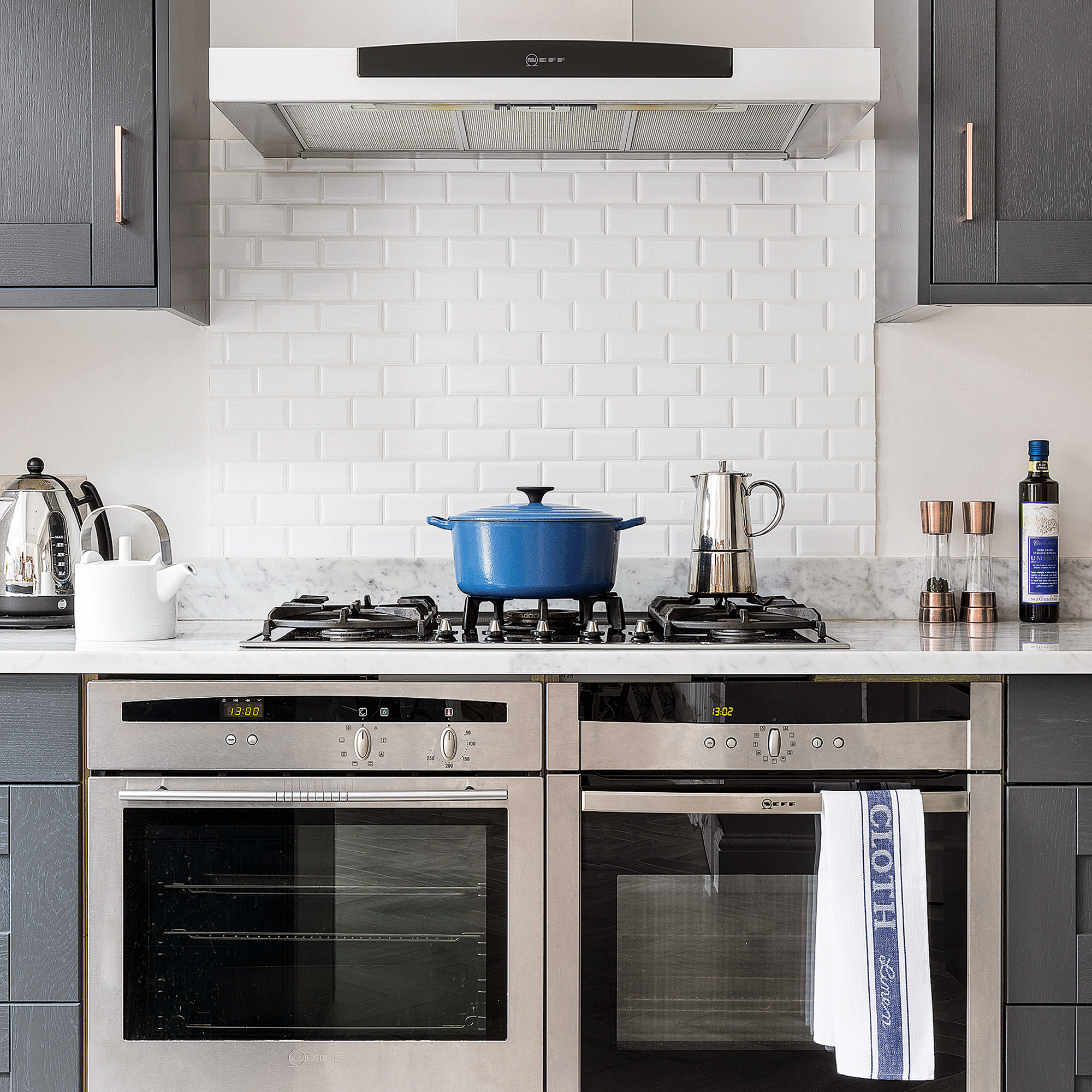 Induction vs gas hob – which style of hob should you buy? Experts explain