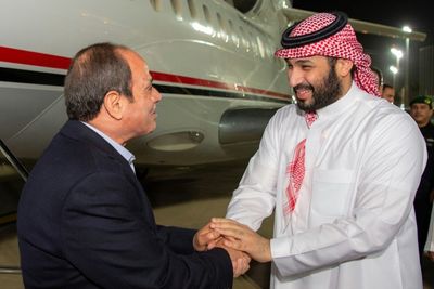 Egypt's leader makes snap Saudi visit as economic woes mount