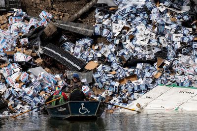 Hard cleanup: Montana train derailment spills beer and clay