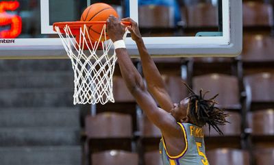 WATCH: Michigan State basketball commit Coen Carr wins High School Slam dunk contest