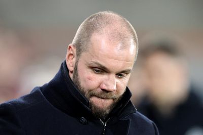 Robbie Neilson accuses Hearts players of being 'weak & bullied' by Kilmarnock