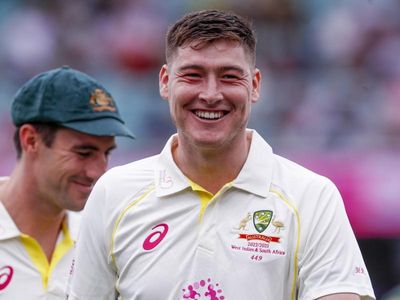 Renshaw makes Ashes case with runs in New Zealand