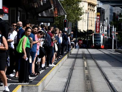 Review to address 'alarming' Sydney train problems