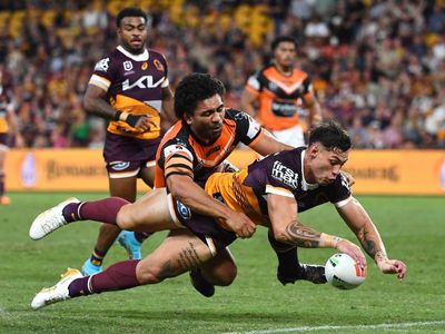 Broncos whip Tigers for best season start since 1998