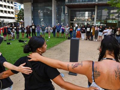 Brisbane courthouse locked down amid shooting protest