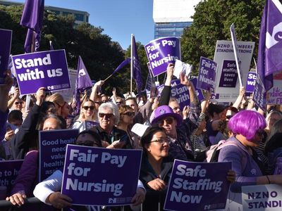 Thousands of Kiwi nurses plan Australia move