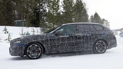 2024 BMW i5 Touring Spied Up Close Likely In M Performance Flavor
