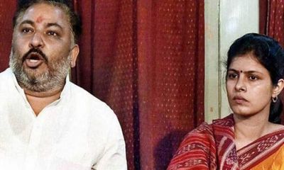 UP minister Dayashanker Singh and wife ex-minister Swati Singh part ways after 22 yrs of wedlock