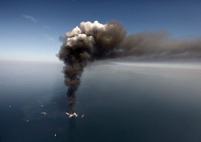 Oil drilling in Gulf safer, but concerns linger, report says