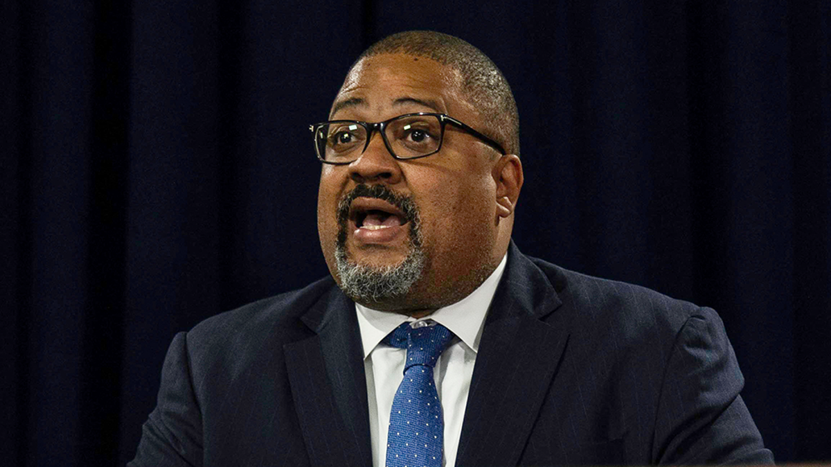 Watch live as Alvin Bragg speaks after Trump pleads…