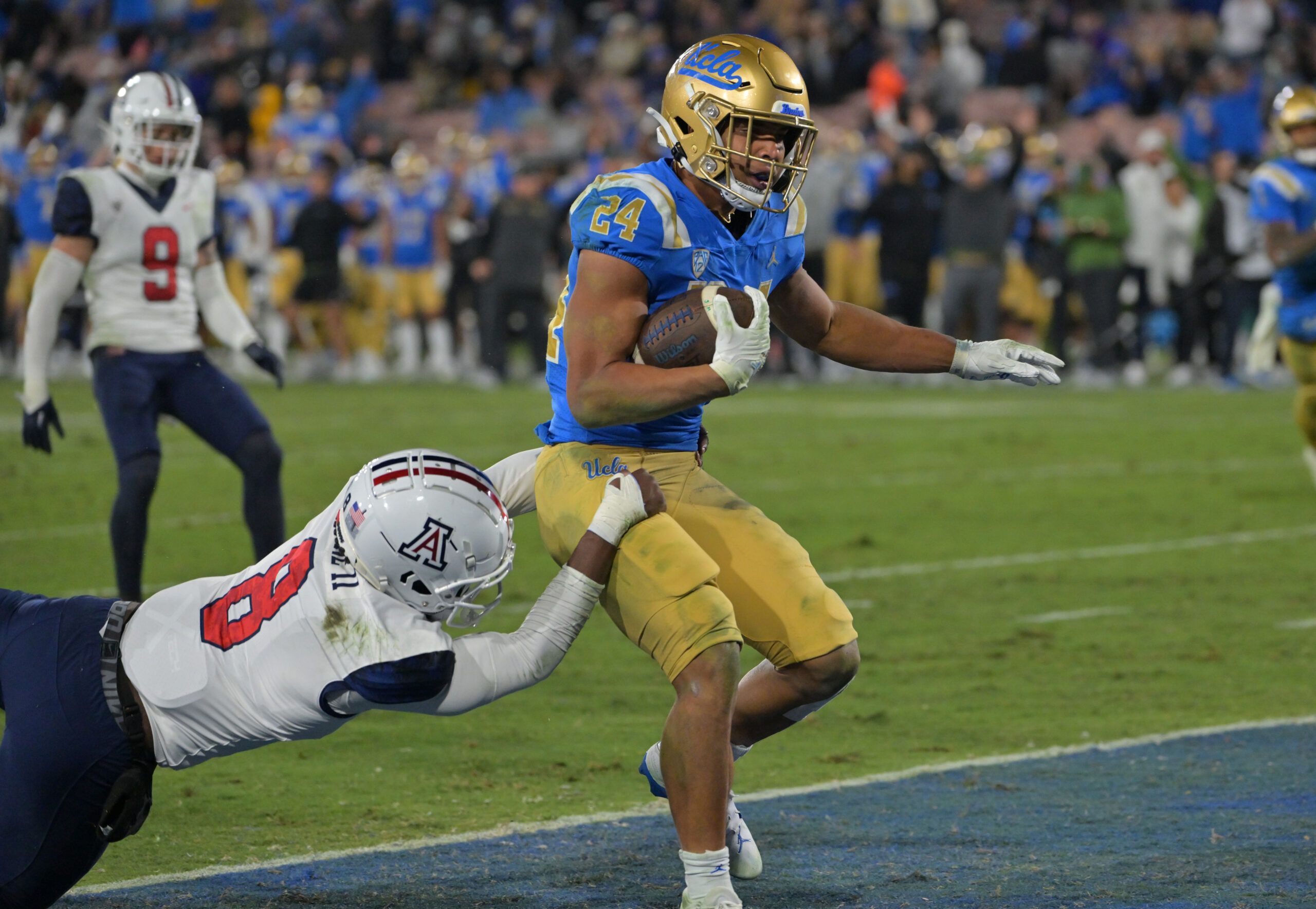 2023 NFL Draft Scouting Report: RB Zach Charbonnet,…