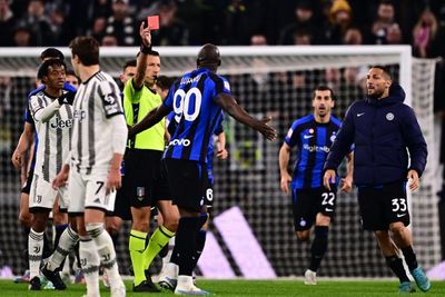Lukaku snatches late draw for Inter in fiery cup clash at Juve