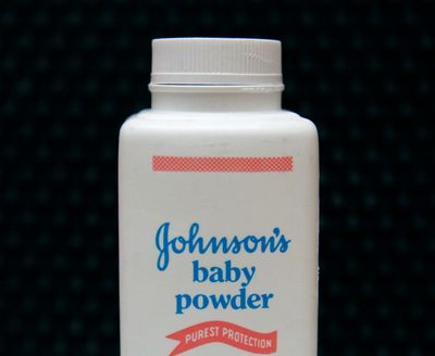 J&J proposes paying $8.9B to settle talcum powder lawsuits