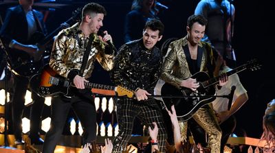 Jonas Brothers' Calling Yankees-Phillies Game Goes Viral