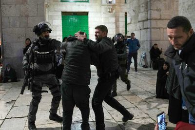 Israeli forces attack worshippers in Al-Aqsa Mosque raid