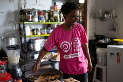 Brazil favela chefs say poor should eat well, too