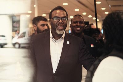 Teacher Brandon Johnson beats billionaire in Chicago mayor race