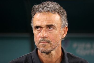 Luis Enrique travelling to London for Chelsea manager talks