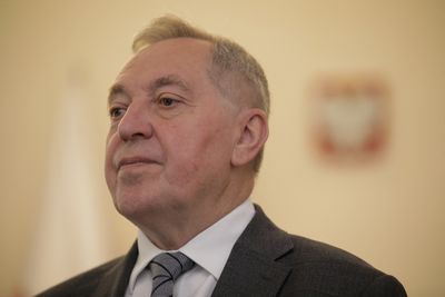 Polish agriculture minister resigns amid anger over Ukrainian grain imports